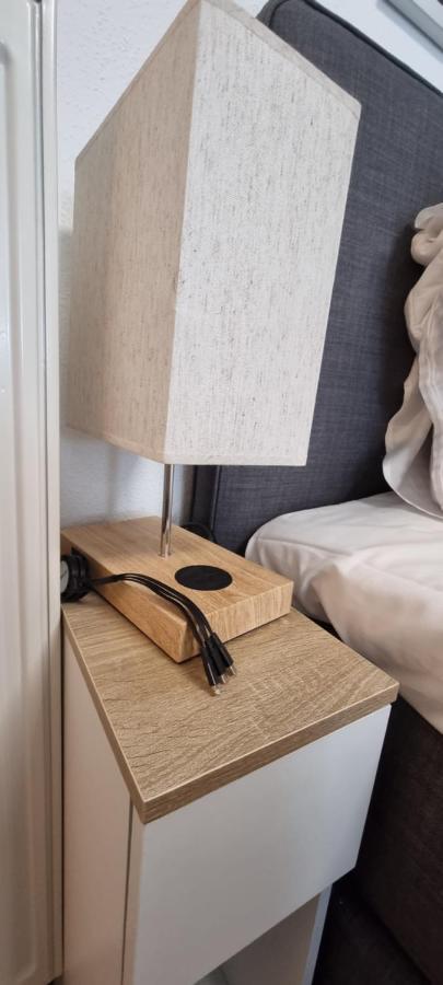 Federnest - Luxus-Studio - Kingsize Boxspringbett - Home-Office Mit Monitor Und Drucker - 11 Min Hbf Duisburg Eksteriør bilde